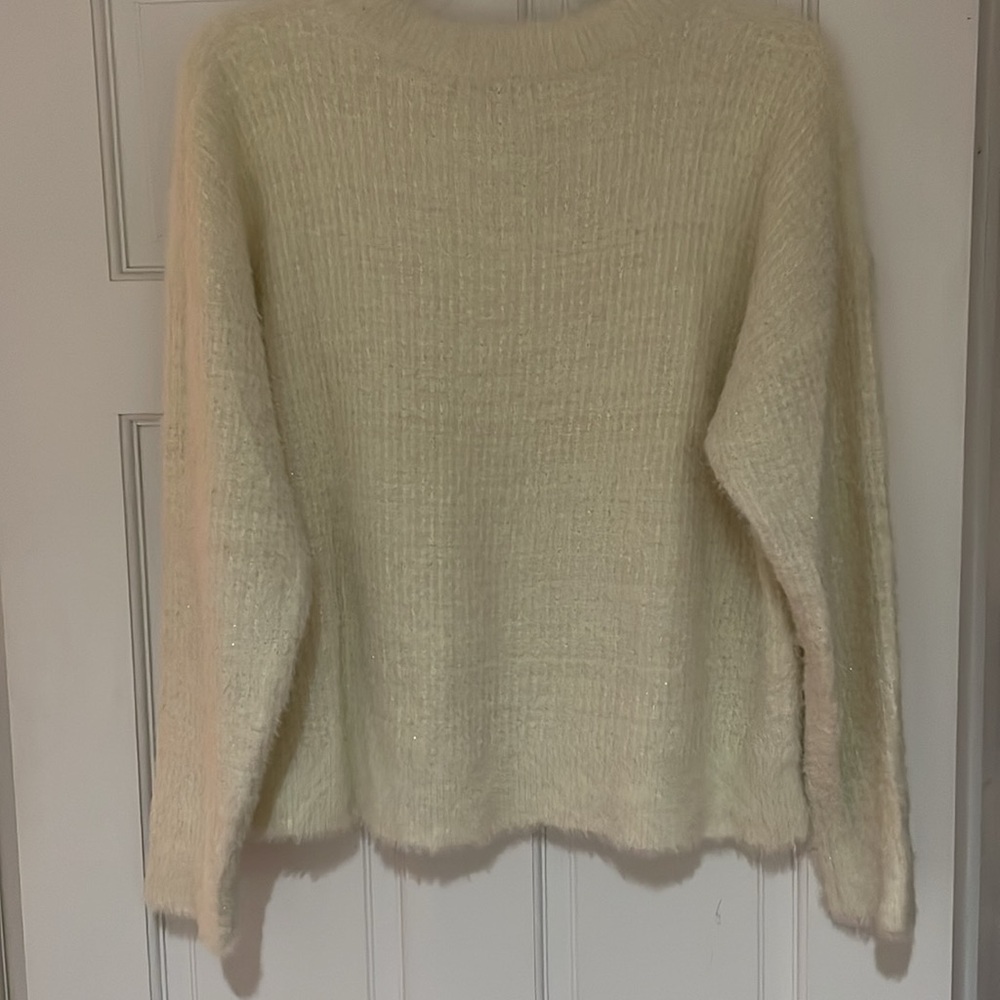 FRNCH white eyelash sweater with gold threading size small/medium - Picture 4 of 5
